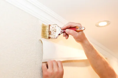 Pose de papier peint à Linay — revêtements muraux et toiles de verre